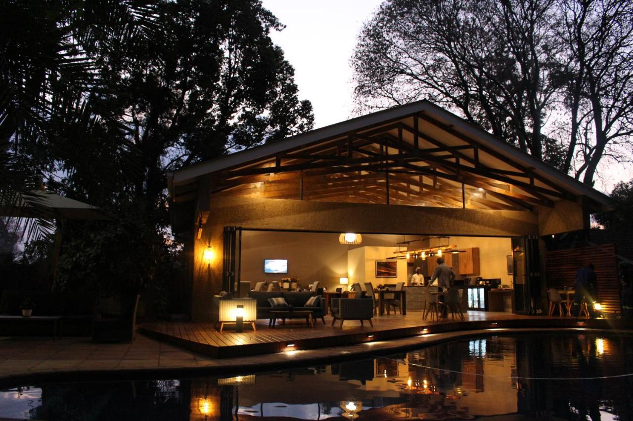 Sandalwood Lodge Harare Bagian luar foto